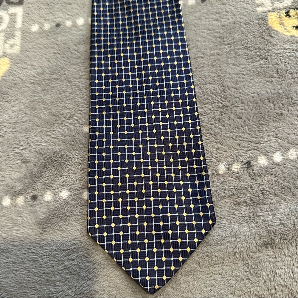 Tommy Hilfiger 100% Silk Square Print Tie